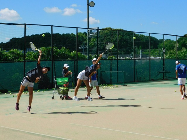 「アサヒ緑健 久山テニス俱楽部」強化ジュニアレポート