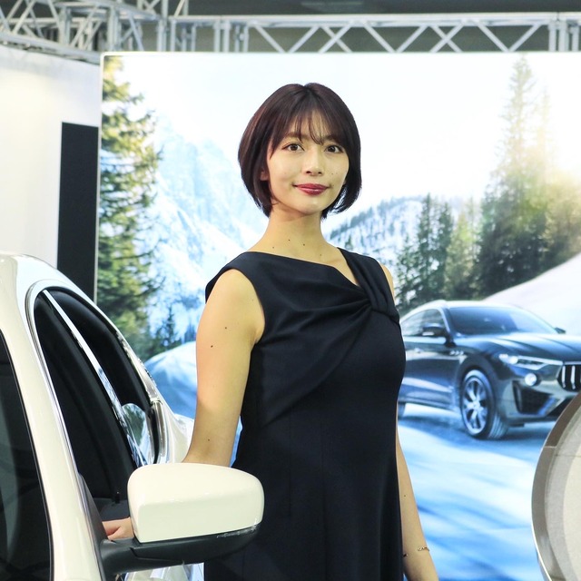 福岡モーターショー2019_マセラティ_コンパニオンの写真