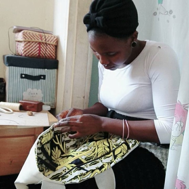 「Bereesera（ベレッセラ）」ウガンダの女性たちの手作り革製品