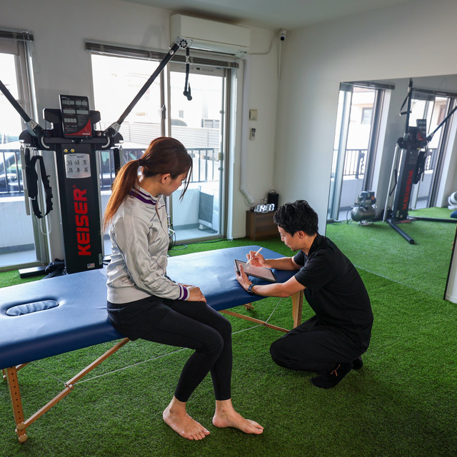 PERSONAL GYM BE:MOON(パーソナルジム ビームーン)福岡市姪の浜