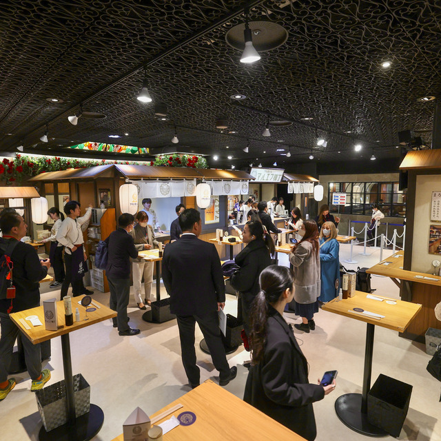 アサヒ生ビール「マルエフ横丁 in 福岡」2023年11月 天神地下街