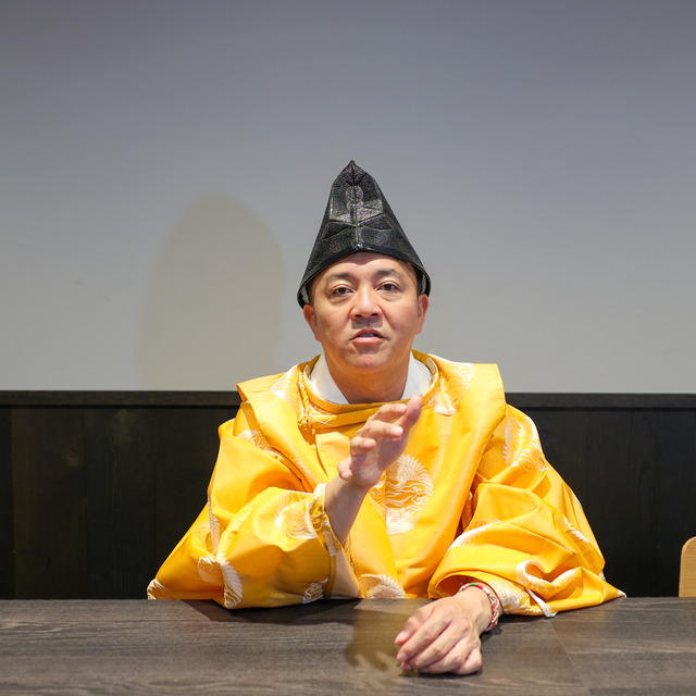 パラシュート部隊 斉藤優さん“斉藤大明神”降臨初日にインタビュー。
