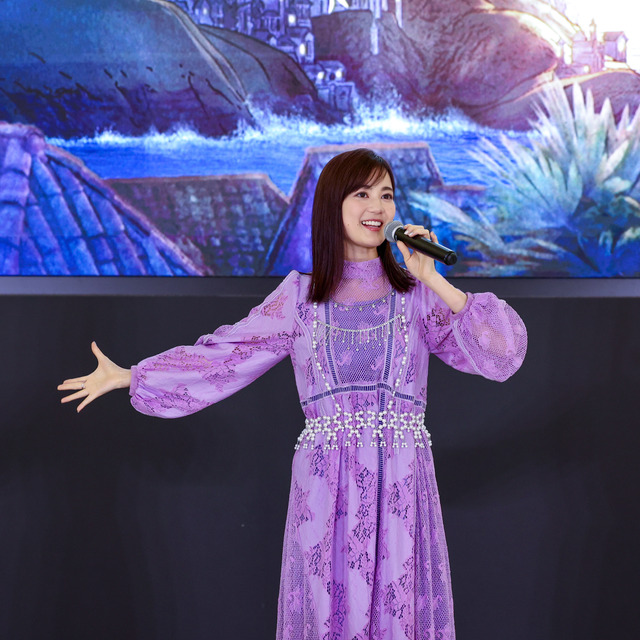 生田絵梨花さんがららぽーと福岡の映画『ウィッシュ』イベントに登壇