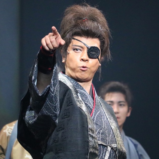 博多座「魔界転生」舞台写真