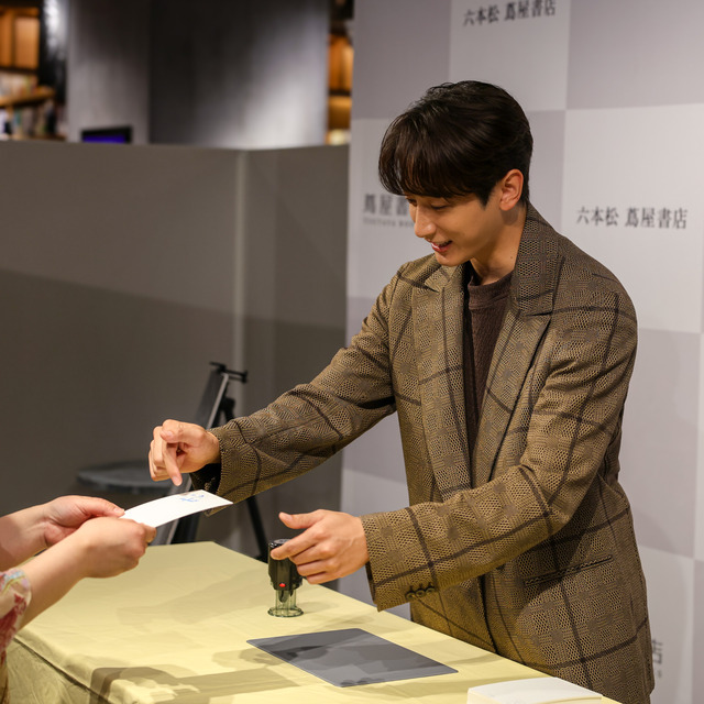 小関裕太『Y』福岡 六本松 蔦屋書店