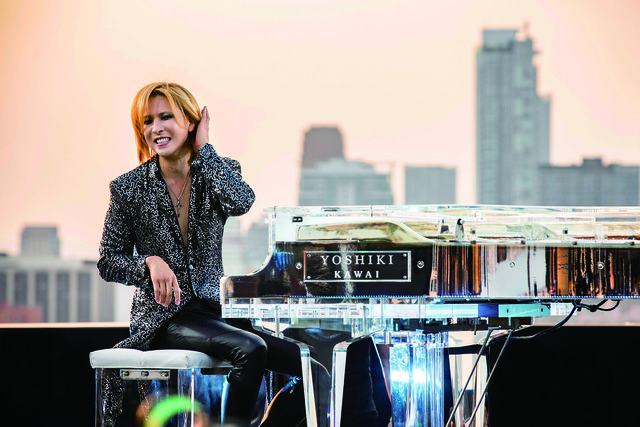 映画『YOSHIKI:UNDER THE SKY』画像