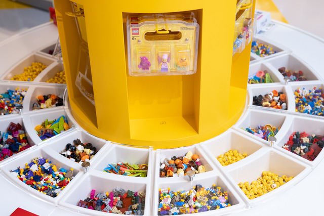 「レゴ®ストア ららぽーと福岡店」開店レポート