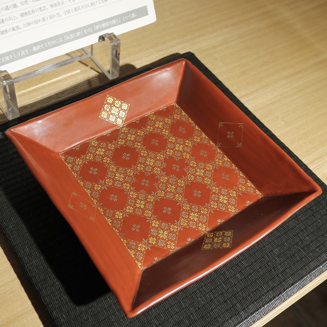 ホテルカルティア太宰府「赤絵細描・米久和彦作陶展」