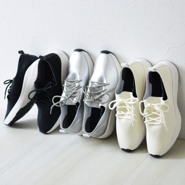 クロールバリエ福岡天神店「newmo(ニューモ)」