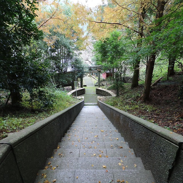 天草の崎津集落「教会の見えるチャペルの鐘展望公園」