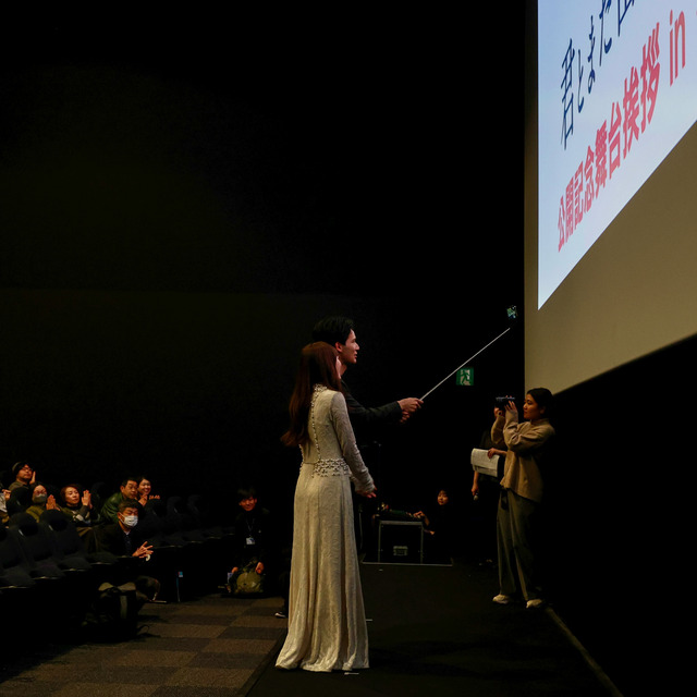 福原遥さんと水上恒司さんが福岡で映画“あの花”の舞台挨拶