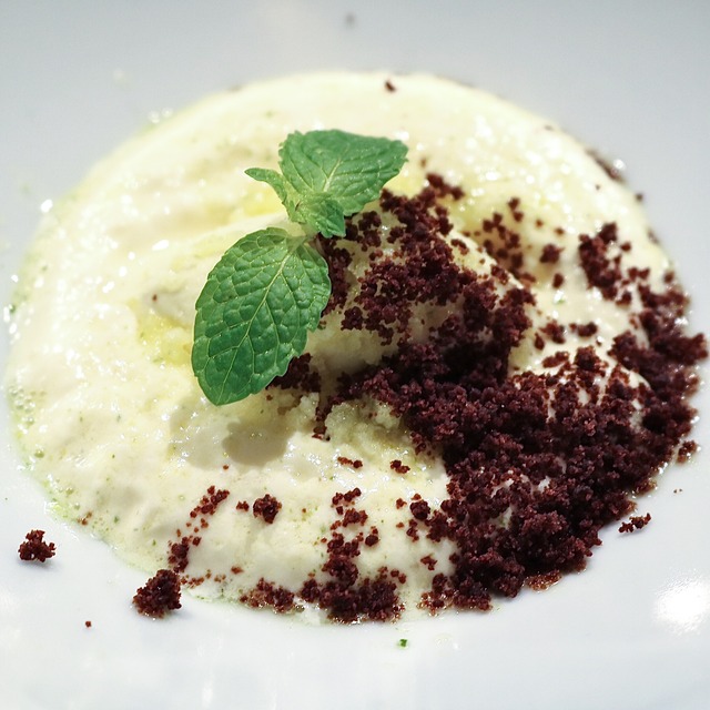 「イノベーティブ・フレンチ ワタハン」福岡市白金に開業レポート