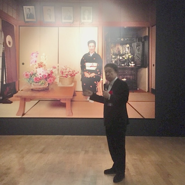 篠山紀信さんが福岡アジア美術館「篠山紀信展 写真力」開会式に登壇
