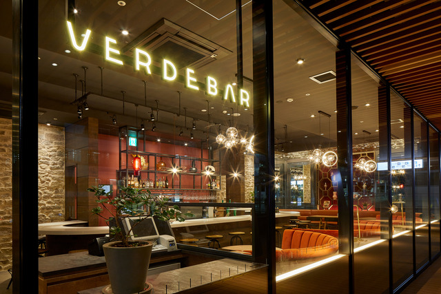 「Verde Bar ヴェルデバール」外観