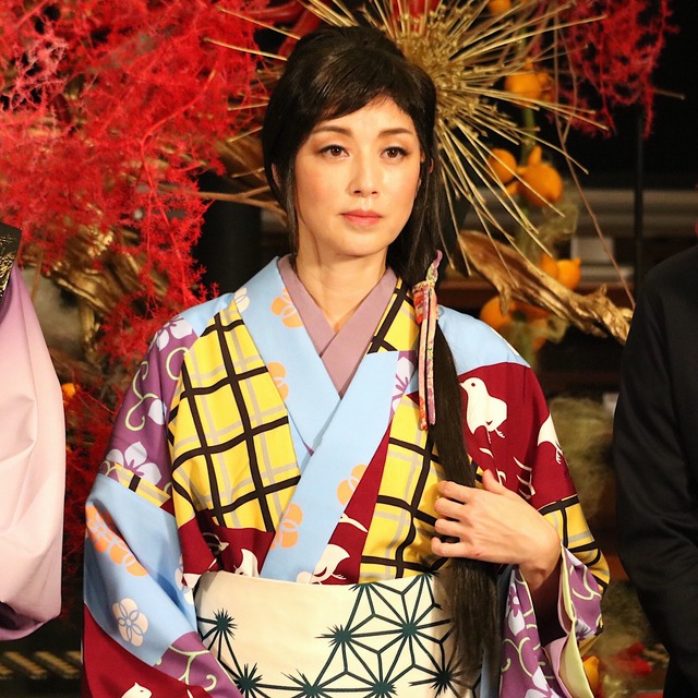 博多座「魔界転生」記者会見:高岡早紀さん