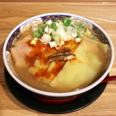 福岡空港「ラーメン 凪」ラーメン滑走路