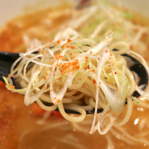 福岡空港「ラーメン海鳴」ラーメン滑走路