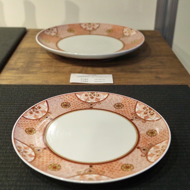 ホテルカルティア太宰府「赤絵細描・米久和彦作陶展」