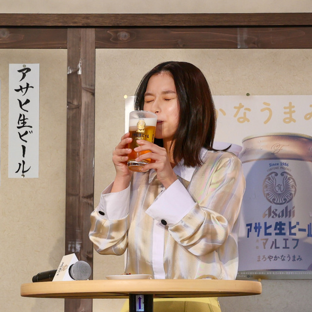 芳根京子さんが福岡で「おつかれ生です」アサヒ生ビール マルエフ