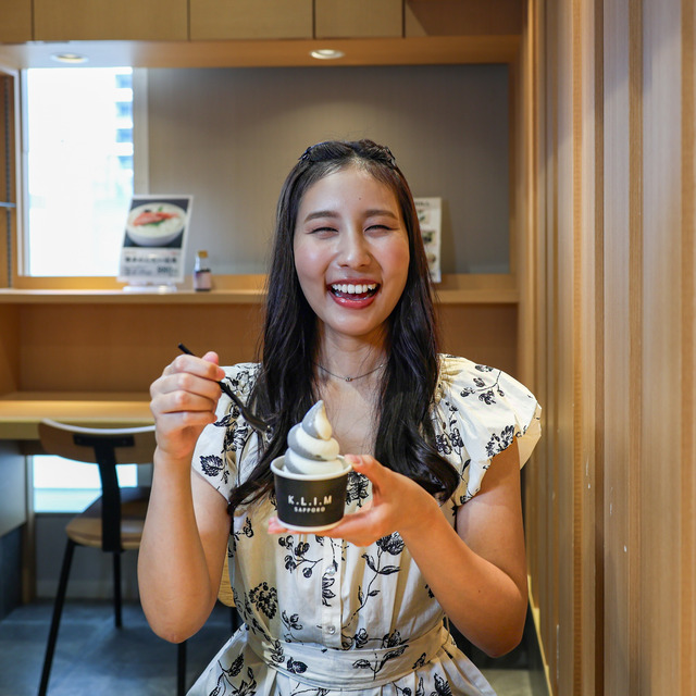 SUSHI ROLL HUG 福岡空港店（スシロール ハグ）