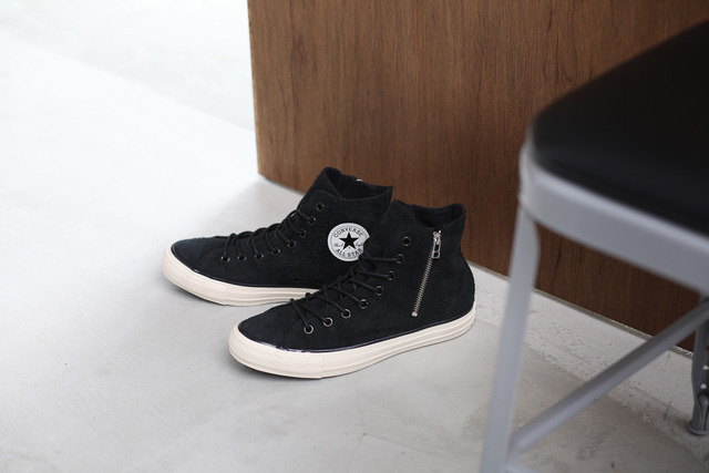 CONVERSE×〈SINME〉のコラボレーションモデル