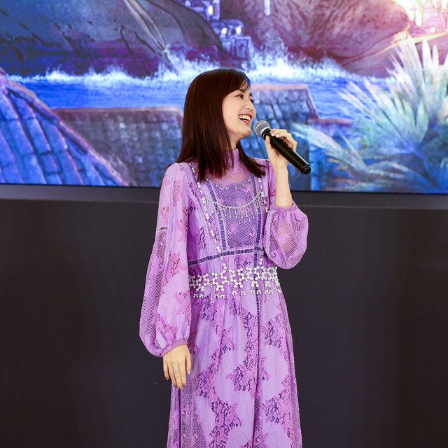 生田絵梨花さんがららぽーと福岡の映画『ウィッシュ』イベントに登壇