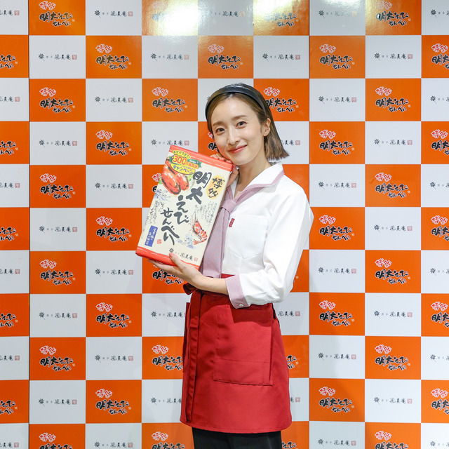梅田彩佳さんが博多マイングで博多風美庵のトークショーに登壇