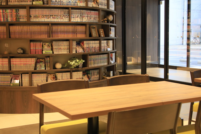 クインテッサホテル福岡天神 Comic & Books