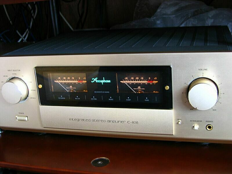 Accuphase E-405 インテグレーテッド ステレオ プリメイン アンプ Amazon.co.jp: Accuphase （ アキュフェーズ ） E-405