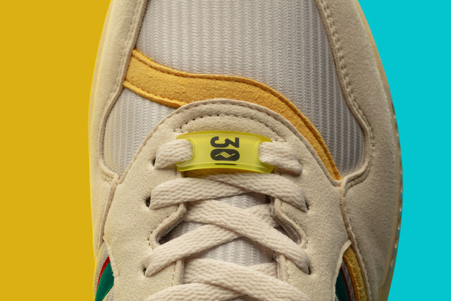 544658
