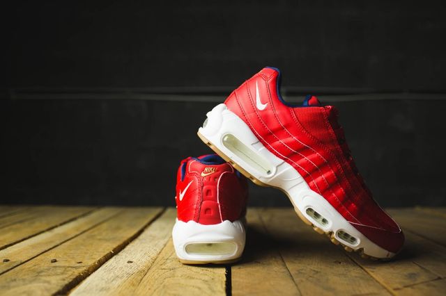 nike-air-max-95-prm-usa-independence-day-538416-614-3-1024x682