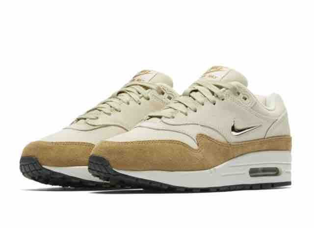 ビリーズ エンター発売開始 Nike W AIRMAX 1 PREMIUM SC ナイキ