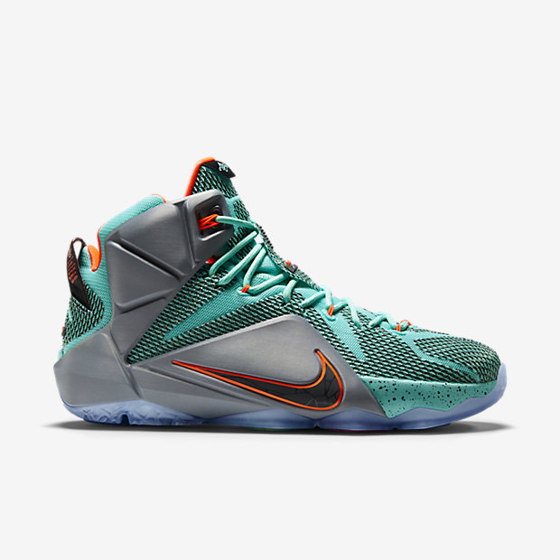 LEBRON-XII-684593_301_A_PREM