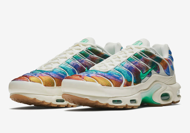 air max plus galaxy