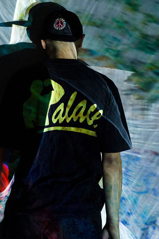 palace-winter-2015-lookbook-10-320x480