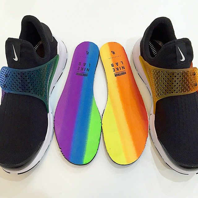 nike-sock-dart-be-true-rainbow