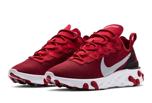 React element 55 gym red Outlet