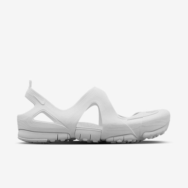 NIKE-FREE-RIFT-SANDAL-SP-749777_110_A_PREM