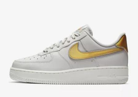nike air force 1 07 mtlc
