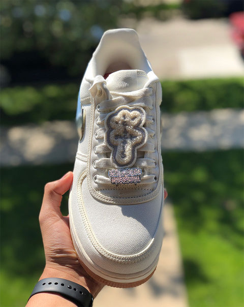 travis-scott-nike-air-force-1-sail-5