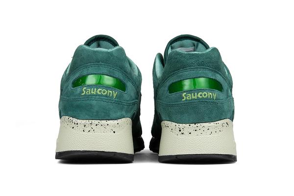 saucony feature living fossil