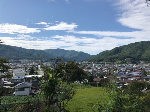 辰野PAのトイレ裏から眺める景色がいい感じ