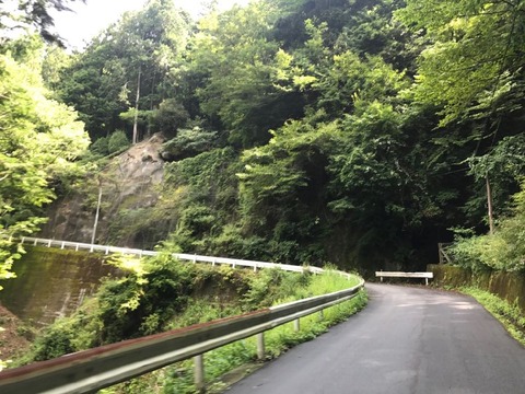 県道426号は県道1号に比べて大人しめの道