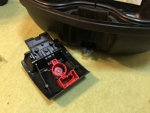 B47 キーシリンダー交換