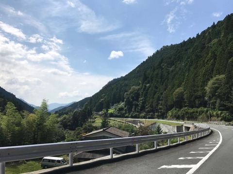 青崩峠をあとにしたら、まもなく水窪