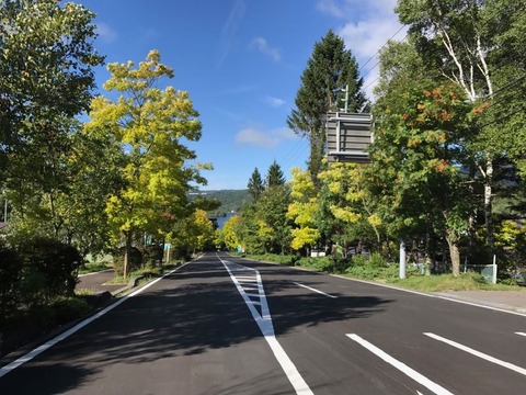 白樺湖はリゾート地のメッカだけあって景色が美しい