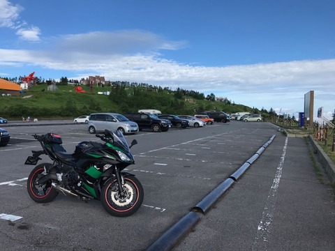 早朝のビーナスラインでバイクいちばんのり!