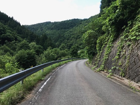国道471号と国道472との重複区間は、山岳区間へ