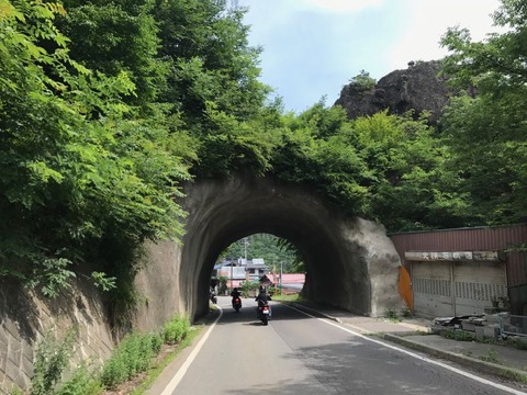 小海の面白いトンネル