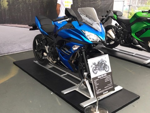 2018年モデルのNinja650も早速展示